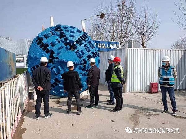 熱烈祝賀鄭州地鐵12號(hào)線21.4米長(zhǎng)富水細(xì)砂層機(jī)械法聯(lián)絡(luò)通道順利貫通！(圖3)