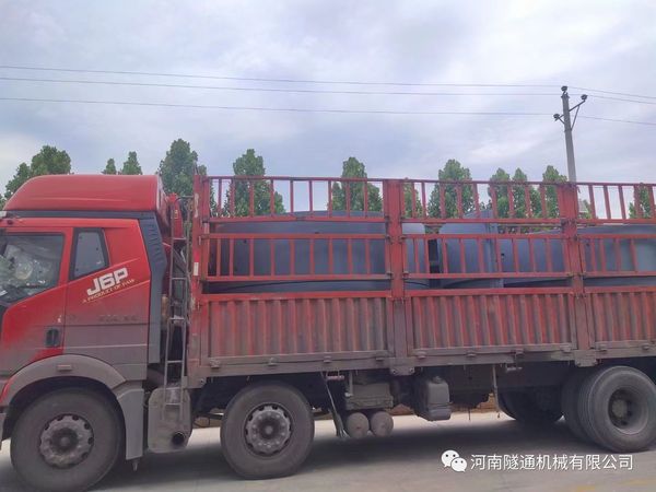 熱烈祝賀鄭州地鐵12號(hào)線21.4米長(zhǎng)富水細(xì)砂層機(jī)械法聯(lián)絡(luò)通道順利貫通！(圖5)