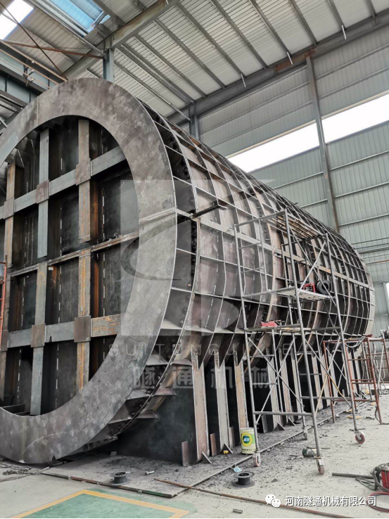 水電八局長沙地鐵6號線鋼套筒廠內驗收順利完成(圖3) 3.png